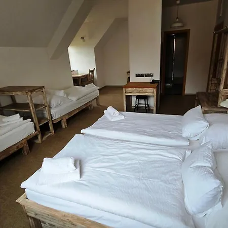 Dvůr Perlová Voda