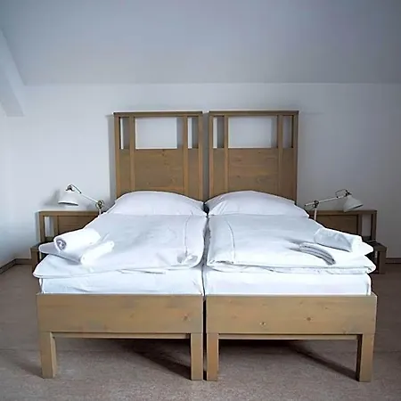 Hotel Dvůr Perlová Voda *