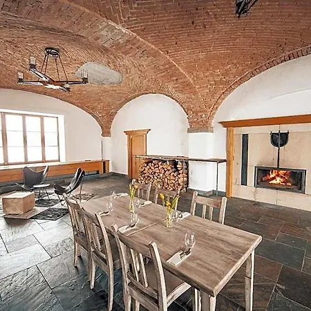 Hotel Dvůr Perlová Voda