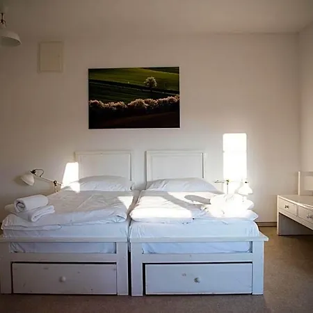 Dvůr Perlová Voda *