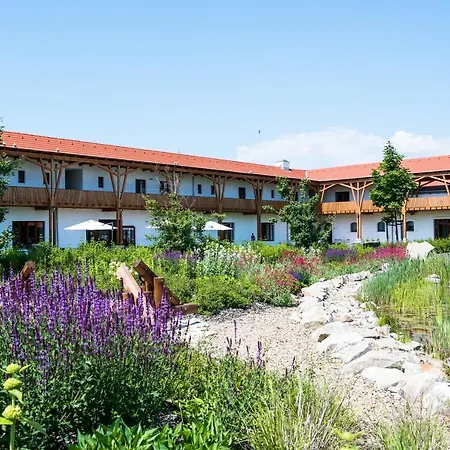 Hotel Dvur Perlova Voda Budyne nad Ohri